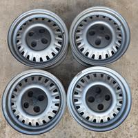 Cerchi Alfa Romeo Alfetta del 1982 originali nuovi