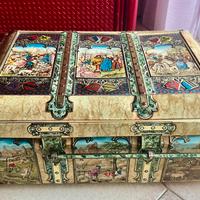 Baule in latta metallica anni 60 13 figure