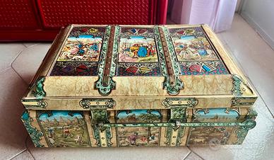 Baule in latta metallica anni 60 13 figure