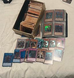 Lotto yu gi oh +set basi+ album con carte.