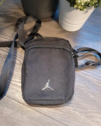 borsello nero Jordan