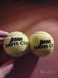 Due palline tennis Davis Cup