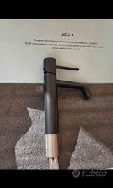 Rubinetto lavabo nero opaco