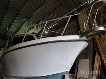 Cabinato da restaurare