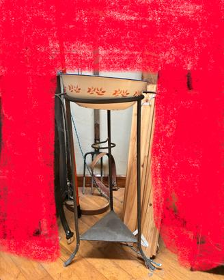 Catino e supporto in ferro