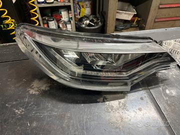 Proiettore faro dx aixam 2020