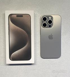 IPhone 15 pro 256Gb condizioni impeccabili