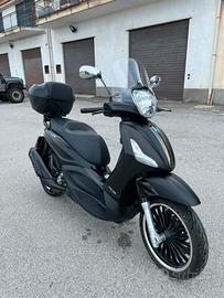 Beverly 300 Police