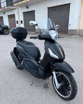 Beverly 300 Police