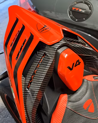 codino  panigale v4  18-24