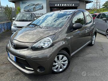 TOYOTA Aygo 1.0 69CV *PREZZO REALE* 5 porte Conn