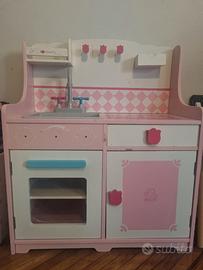 Cucina giocattolo