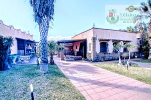 Villetta con Terreno accesso al Mare