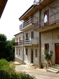 Casa semindipendente San Mauro Marchesato 120 mq