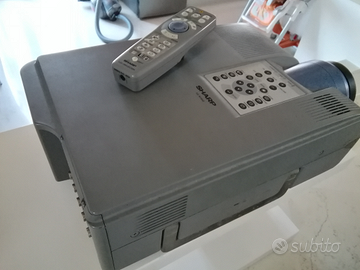 Videoproiettore professionale sharp xg-nv6xe