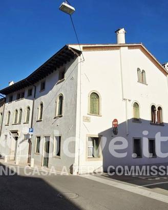 Attico / Mansarda di 80 m² con 2 locali a Vittorio