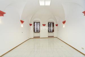 ampio appartamento in centro storico