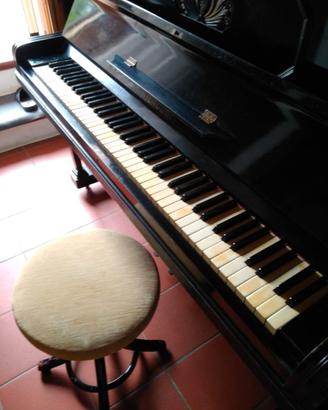 Pianoforte Verticale Gebr. Niendorf