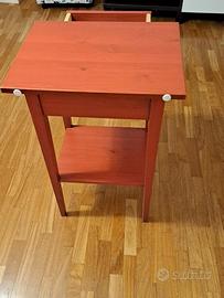 Comodino Ikea rosso