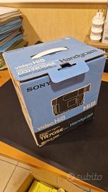 Videocamera Sony Handycam CCD-TR705E Hi8
