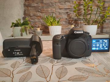 Canon 60D 4k scatti +Battery Grip +zaino