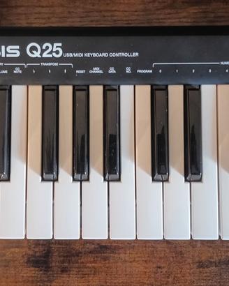 Controller MIDI Alesis Q25