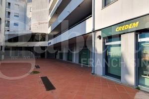 Locale ex banca
