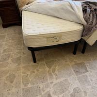 Materasso con  rete a doghe.