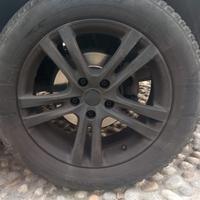 Ruota completa cerchi in lega 215/60/17"