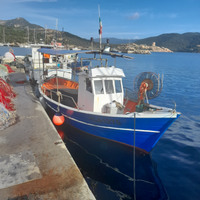 Barca da pesca con licenza