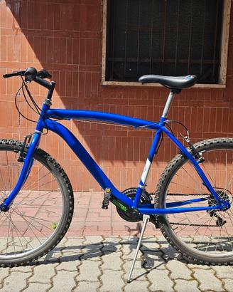 Bici Ibrida Trekking Blu ALLUMINIO