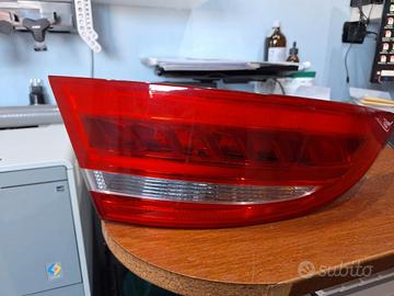 Faro posteriore SX Jaguar XE 2.0 D anno 2015-2019