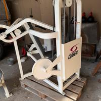 Shoulder press/hyperextension cybex