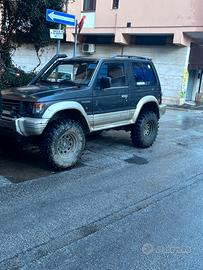 Pajero 3000 v6