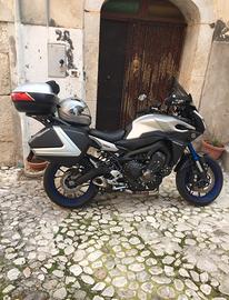 per  fine utilizzo Yamaha tracer 900