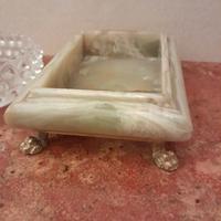 portagioie o scatola contenitore