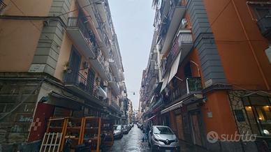 Locale commerciale- fronte strada- via g.savarese