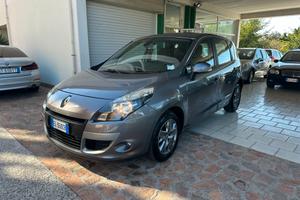 Renault Scenic X-Mod 1.5 dCi 110CV