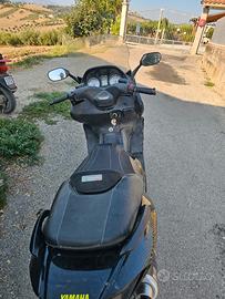 Yamaha t-max