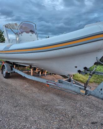 gommone  bat indian 680