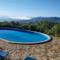 Rustico panoramico con piscina nel nord Umbria