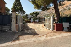 Villetta indipendente di 124 mq con vista mare