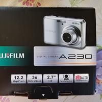 macchina fotografica compatta Fuji film A230 