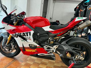 Ducati Panigale V4s model 2025