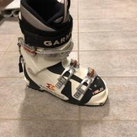 Scarponi sci alpinismo