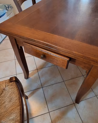 Tavolo legno massello allungabile 