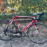 Pinarello carbonio taglia l