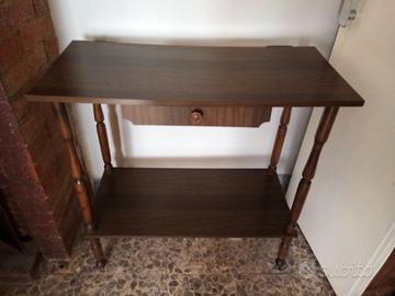 Tavolino carrello vintage porta TV / telefono