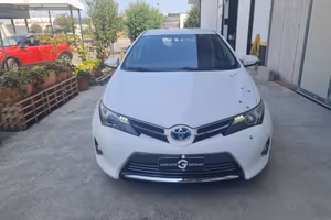 Toyota Auris 1.8 Hybrid 5 porte Lounge
