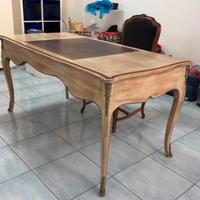 Scrivania in legno stile Luigi XV con sedia